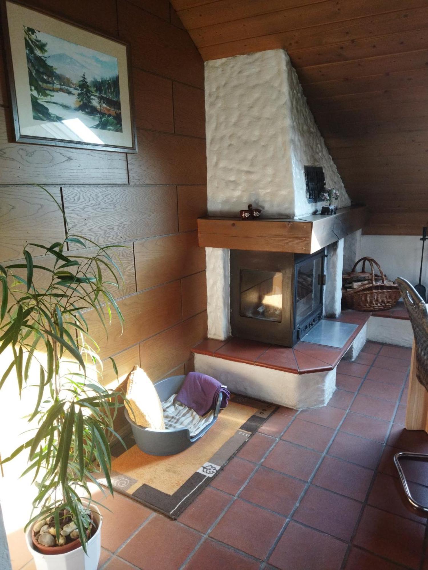 Aussergewoehnliche Atelierferienwohnung Mit Balkon An Der Donau Winzer Εξωτερικό φωτογραφία