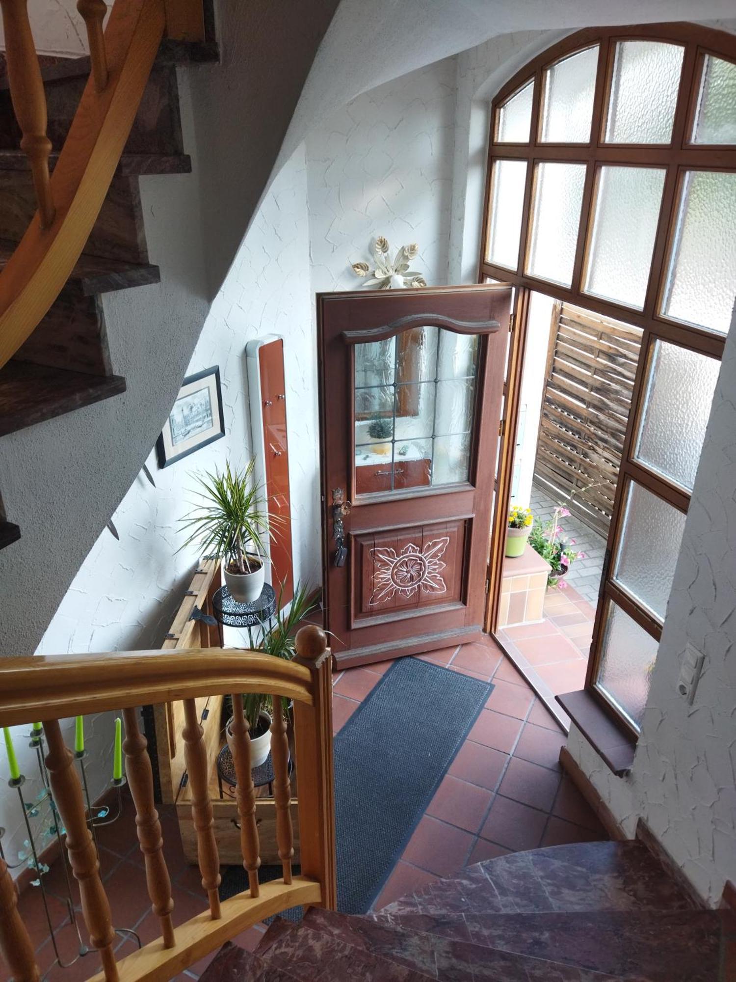Aussergewoehnliche Atelierferienwohnung Mit Balkon An Der Donau Winzer Εξωτερικό φωτογραφία